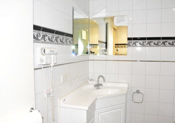 Georgian Court Bed & Breakfast - Accommodation Noosa 6
