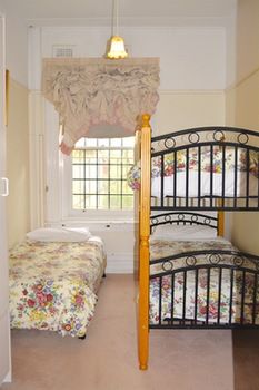 Georgian Court Bed & Breakfast - Accommodation Noosa 54