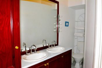 Georgian Court Bed & Breakfast - Accommodation Noosa 57