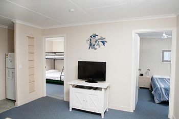 Maroochy River Resort & Bungalows - Accommodation Noosa 1
