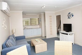 Maroochy River Resort & Bungalows - Accommodation Noosa 13
