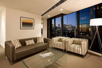 Melbourne Short Stay Apartments On Whiteman - Accommodation Noosa 19