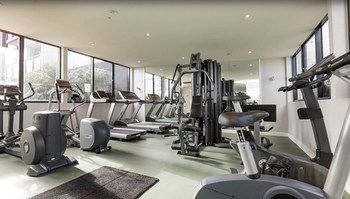 Melbourne Short Stay Apartments On Whiteman - Accommodation Noosa 23