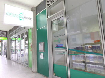 AKOM Docklands - Accommodation Noosa 0