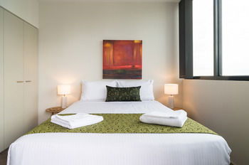 AKOM Docklands - Accommodation Noosa 47