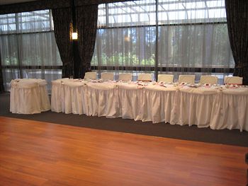 Checkers Resort & Conference Centre - Accommodation Noosa 2