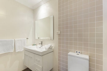 Checkers Resort & Conference Centre - Accommodation Noosa 5