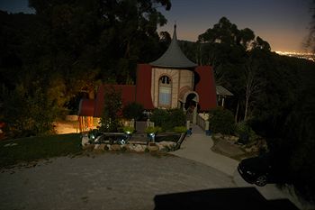 A Camelot Tower & Penthouse - Accommodation Noosa 16
