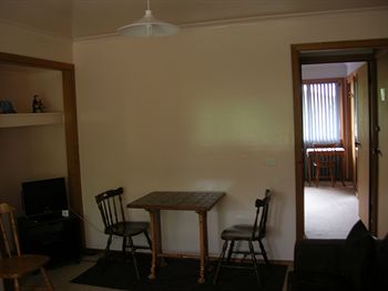 A Camelot Tower & Penthouse - Accommodation Noosa 17