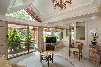 A Camelot Tower & Penthouse - Accommodation Noosa 44