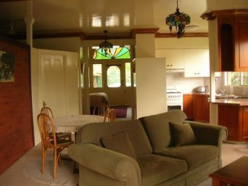A Camelot Tower & Penthouse - Accommodation Noosa 3