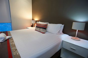 City Edge Serviced Apartments East Melbourne - Accommodation Noosa 12