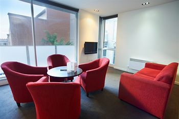 City Edge Serviced Apartments East Melbourne - Accommodation Noosa 17