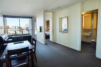 City Edge Serviced Apartments East Melbourne - Accommodation Noosa 18