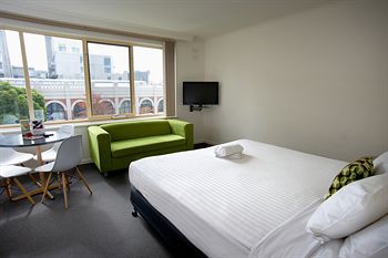 City Edge Serviced Apartments East Melbourne - Accommodation Noosa 33