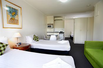 City Edge Serviced Apartments East Melbourne - Accommodation Noosa 39