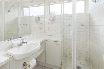 City Edge Serviced Apartments East Melbourne - Accommodation Noosa 46