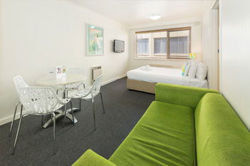 City Edge Serviced Apartments East Melbourne - Accommodation Noosa 53
