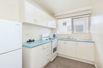 City Edge Serviced Apartments East Melbourne - Accommodation Noosa 57