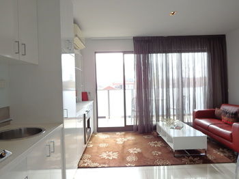 Hiigh Apartments - Accommodation Noosa 1