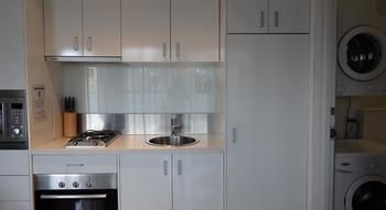 Hiigh Apartments - Accommodation Noosa 4