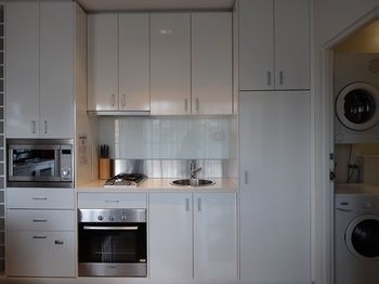 Hiigh Apartments - Accommodation Noosa 25