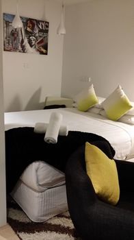 Hiigh Apartments - Accommodation Noosa 35