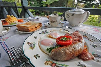 Bendles Cottages And Country Villas - Accommodation Noosa 7