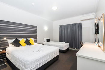 The Esplanade Motel - Formerly Eco-Inn Warners Bay - Accommodation Noosa 10