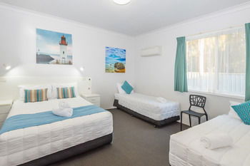 The Esplanade Motel - Formerly Eco-Inn Warners Bay - Accommodation Noosa 13