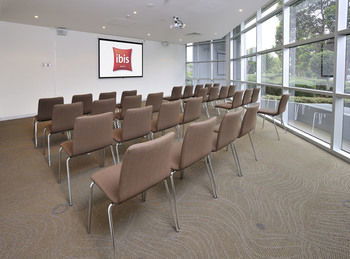 Ibis Melbourne Glen Waverley - Accommodation Noosa 9