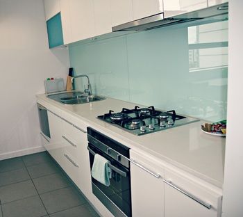 Docklands Private Collection Of Apartments - Digital Harbour - Accommodation Noosa 9