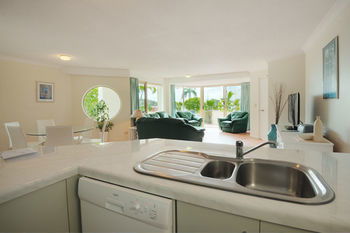 Osprey Apartments - Accommodation Noosa 5