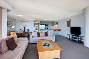 Osprey Apartments - Accommodation Noosa 8