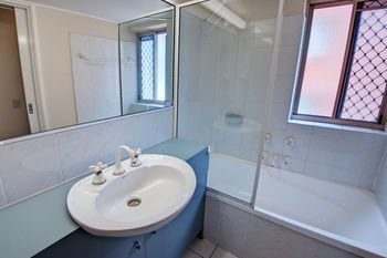 Osprey Apartments - Accommodation Noosa 16