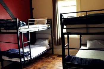Nomads All Nations - Hostel / Backpacker - Accommodation Noosa 12