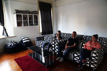 Nomads All Nations - Hostel / Backpacker - Accommodation Noosa 16