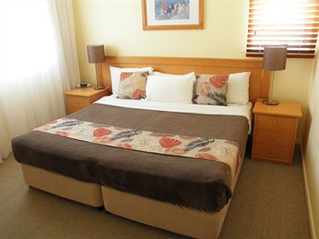 Twin Quays Noosa Resort - Accommodation Noosa 24