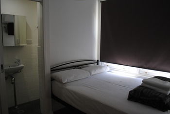 Highfield Hotel - Accommodation Noosa 16