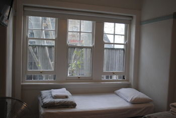 Highfield Hotel - Accommodation Noosa 20