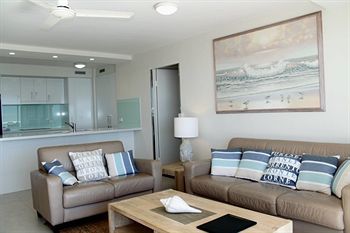 84 The Spit - Accommodation Noosa 11