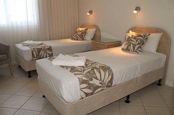 84 The Spit - Accommodation Noosa 14