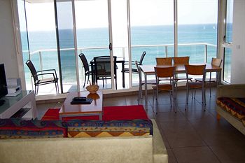 84 The Spit - Accommodation Noosa 45