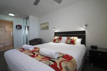 84 The Spit - Accommodation Noosa 134