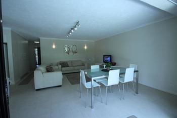 84 The Spit - Accommodation Noosa 143