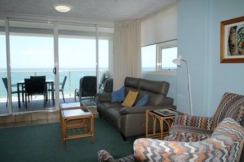 84 The Spit - Accommodation Noosa 175