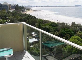 84 The Spit - Accommodation Noosa 1