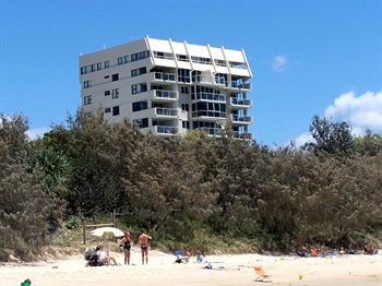84 The Spit - Accommodation Noosa 6