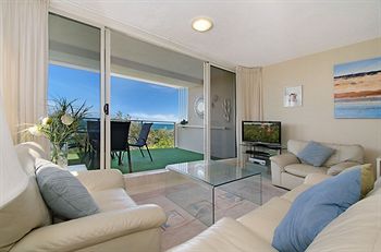 84 The Spit - Accommodation Noosa 7
