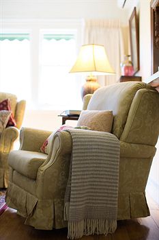 Adeline Bed And Breakfast - Accommodation Noosa 12